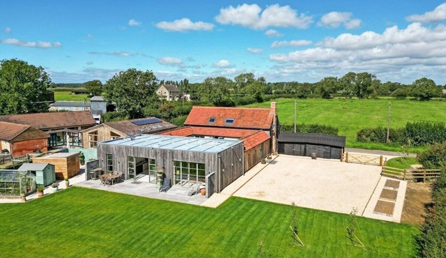 The Old Dairy: A Stunning Detached Rural Retreat
