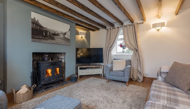 The Old Farm Shop - a holiday cottage that sleeps 6 guests in 3 bedrooms