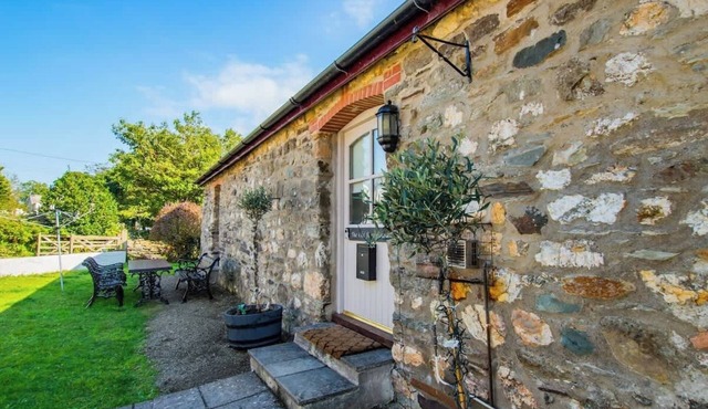 The Old Farmhouse · Cosy Farm Conversion In The Heart Of Pembrokeshire