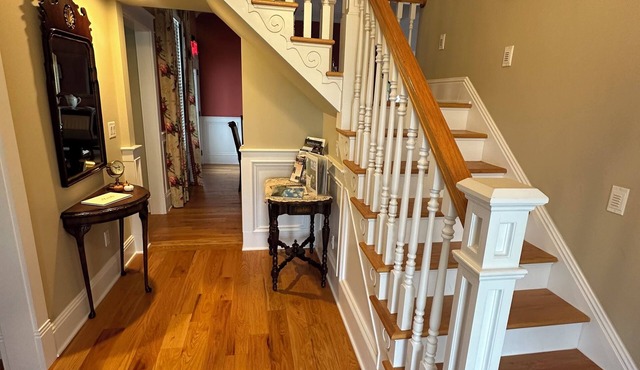 The Old Farmhouse Inn