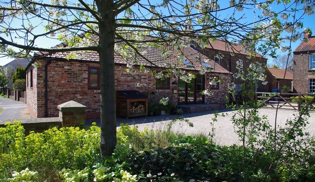 The Old Forge, 4 Bed Modern Barn Conversion in The Yorkshire Wolds