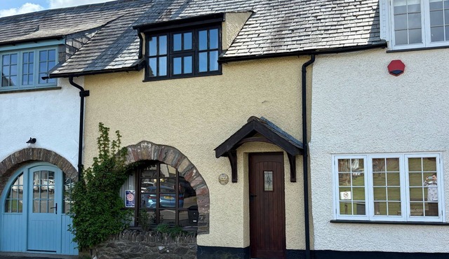 The Old Forge - Two Bedroom Cottage in the very Heart of Exmoor (Pet Friendly)