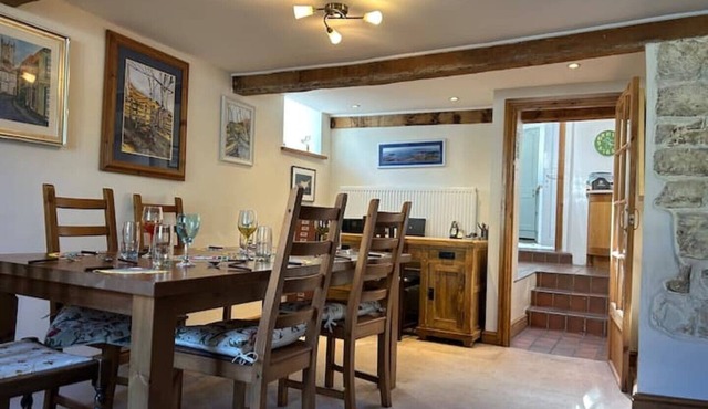 The Old Granary, Cerne Abbas