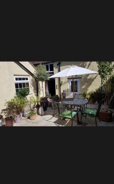 The Old Hanging Gate Inn