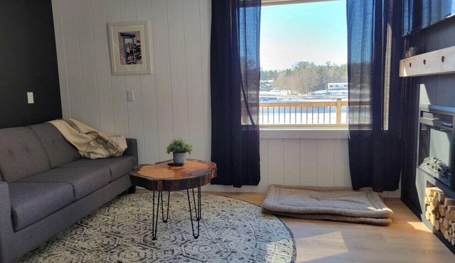 The Old Kettle Cabin with Hot Tub