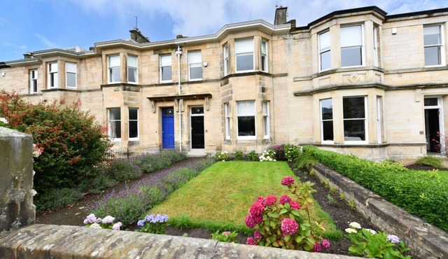 The Old Manse - Beautiful 4 bedroom sandstone villa in Ayr