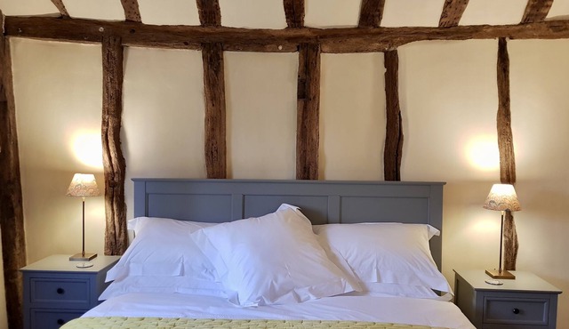 The Old Meeting House: Historic 2-bed Cottage