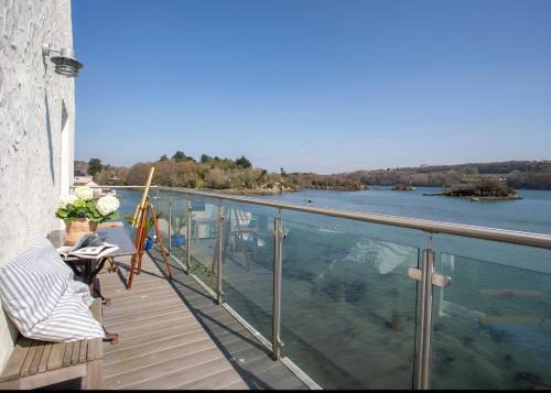 The Old Mill, Deluxe holiday home with a view