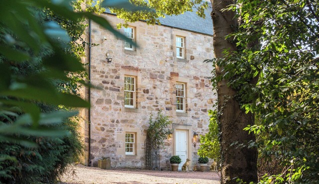 The Old Millhouse - Luxury Scottish Home near Edinburgh