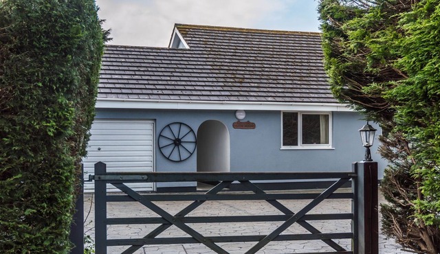 The Old Orchard - 3 Bedroom - Lamphey