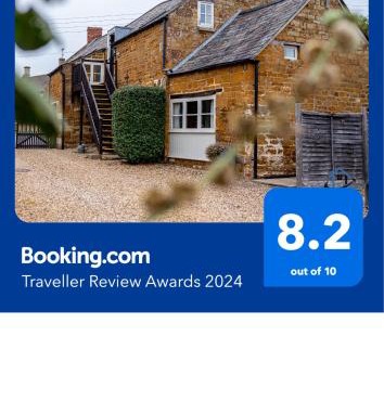 The Old Plough, mix of 1 bed and 3 bed units, rustic charm, super king bed or twins, en-suite, secure parking