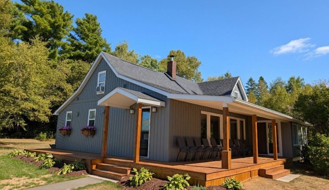 The Old Potter Homestead. Year Round Family Retreat.