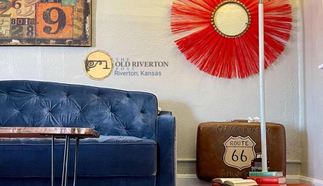 The Old Riverton Post on Route 66