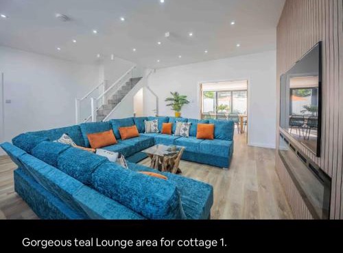 The Old School Sleeps 14