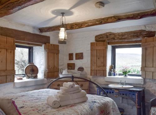 The Old Sheaf Store - Kyz