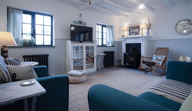 The Old Spa - 2 Bedroom Cottage - Pleasant Valley