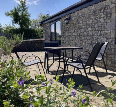 The Old Stable, Llancarfan