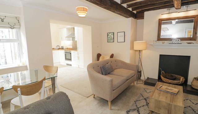 THE OLD STABLES, pet friendly, with a garden in Ruthin