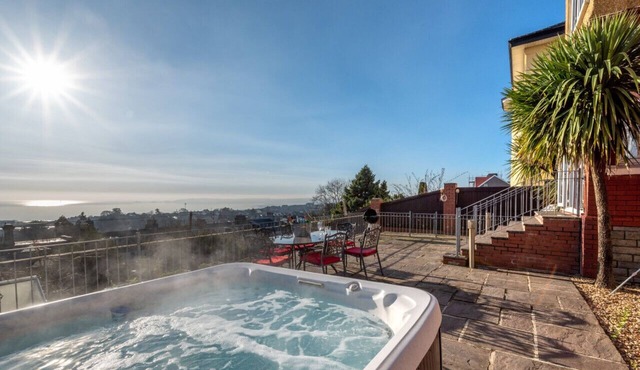 The Old Vicarage - Five Bedroom House, Sleeps 10