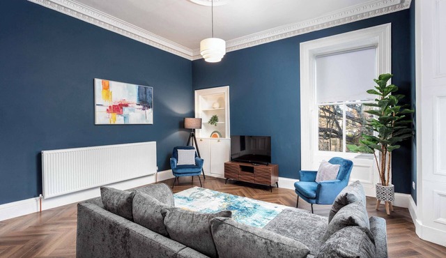 The Oliver - Donnini Apartments