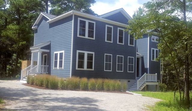 The One-Eighty - 4 Bedroom Beach House
