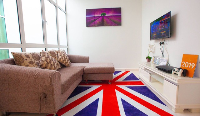 *THE ONLY SEA VIEW IN TOWN*