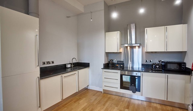 The Onyx Suite Summar