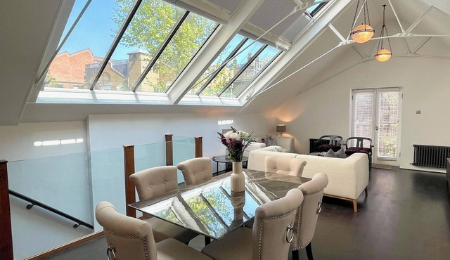 The Ophelia Gardens - by Sloane Square