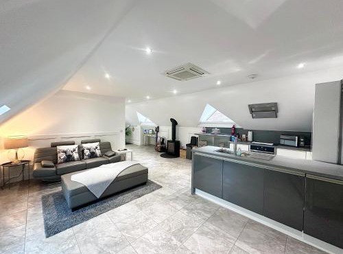 The Orchard Apartment, Clyde Valley