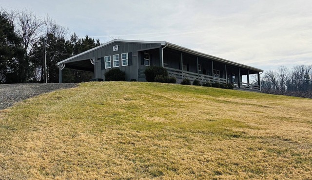 The Orchard House Located in beautiful Fincastle, Va.