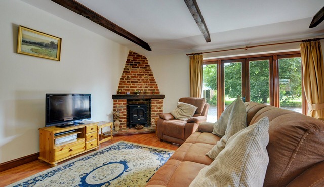 The Orchard - Two Bedroom House, Sleeps 4