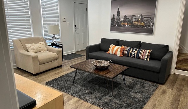 The Original Wrigleyville Coach House- 2 Story, Private, Single Family Residence