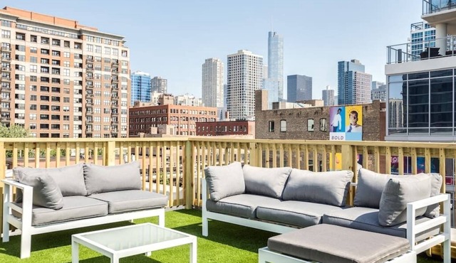 The Orleans Floor 3 Private rooftop deck!