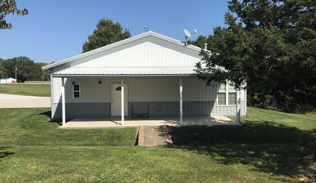 “The Outdoorsman Studio at MTL” is a 1-bedroom studio at Indian Creek