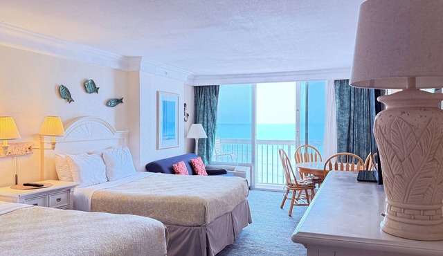 ~ The Outlook ~ Breathtaking ~ OCEAN ~ FRONT ~ Condo in Daytona Beach