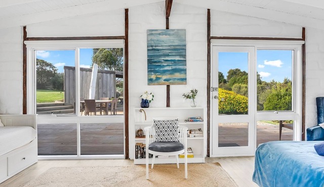 The Outlook House - Extensive Bay Views