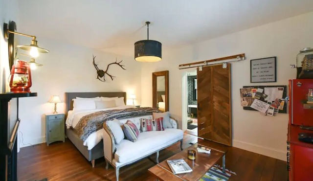 The Outpost Suite 3 - Whimsical Farmhouse Retreat