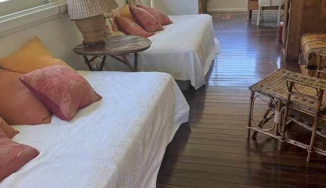 The Oval Cottage Patongan