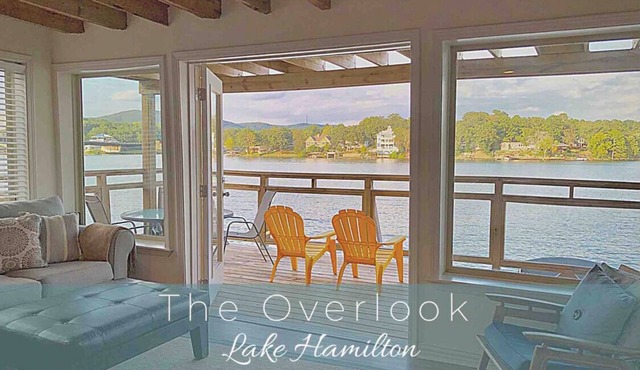 The Overlook at Lake Hamilton - Contemporary Design, Private Deck & Boat Slip!
