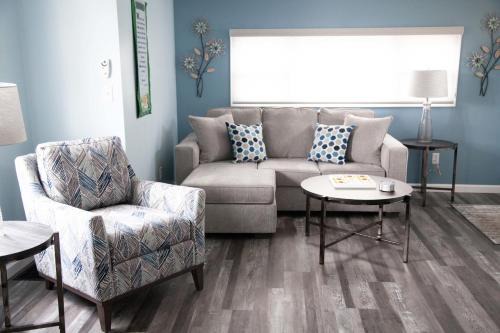 The Owl House Cozy Stay Near the Canal