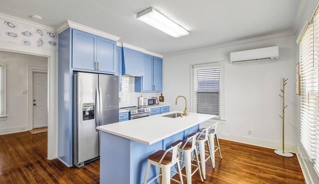 The Oyster Bed - Fleur De LeenSerene and Charming 3 Bedroom, 4 Bed, 2 Bath House