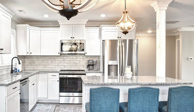 The Oyster Tongs "Private Coastal Retreat"