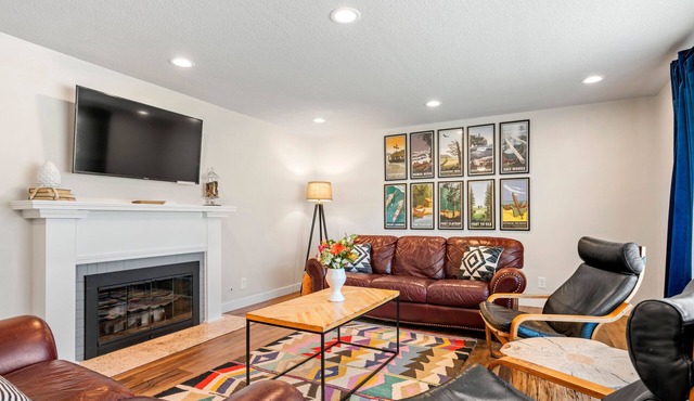 The Pacific Northwest House near Salem, OR