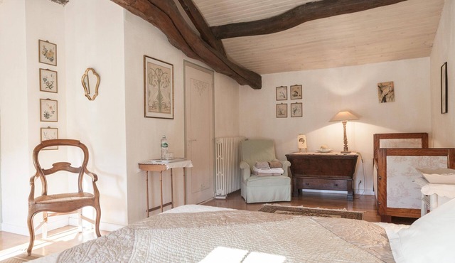 THE PAINTER'S REFUGE 6 BEDROOMS near ST EMILION