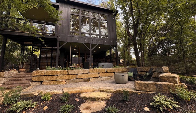 The Pair Tree BnB A Romantic Retreat in the trees