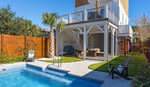 "The Palm House": A pool, hot tub & ICWW views!