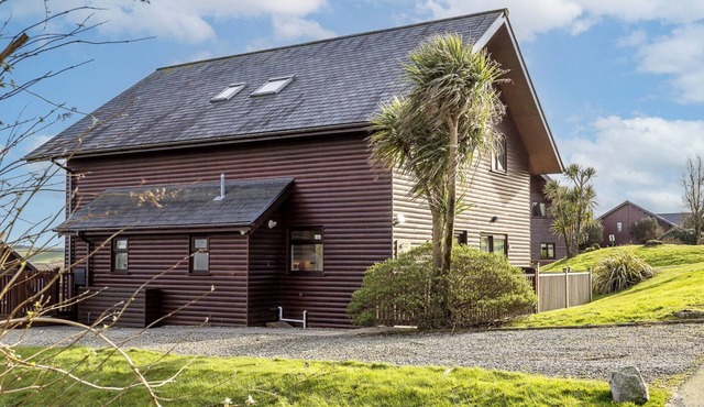 The Palm Tree Lodge by Ross Antony Lodges