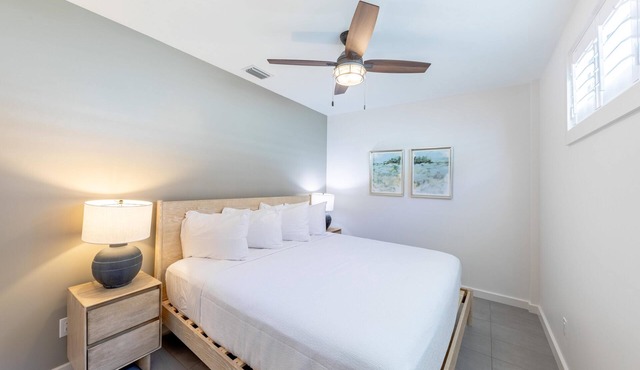 The Palmetto Inn - Flounder - King 1 Bdrm Suite