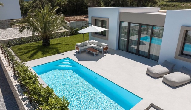 The Palms Resort 2BR Villa Dream Six with Pool