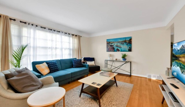 The Park @ The Park & River Chalet-2BD Lower Unit